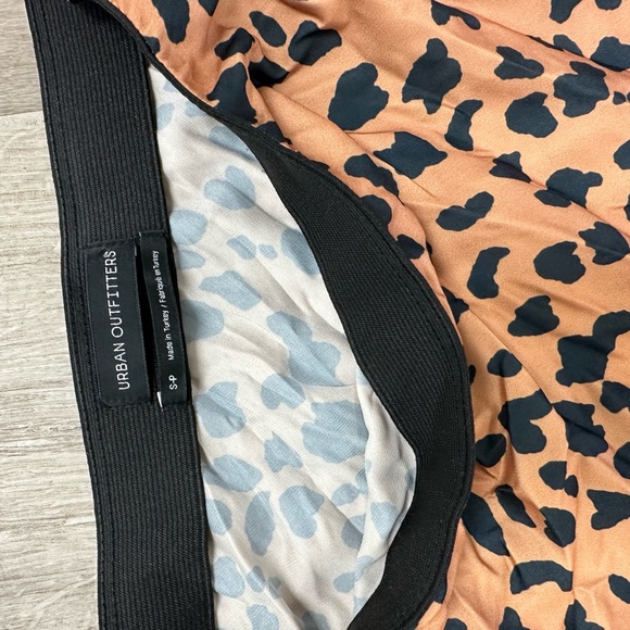 Urban outfitters midi skirt - Picture 4 of 5